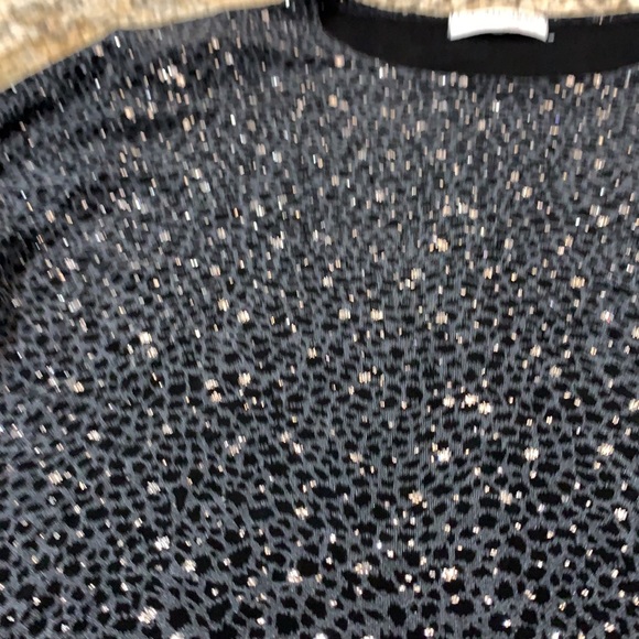 Women’s top - Picture 4 of 6